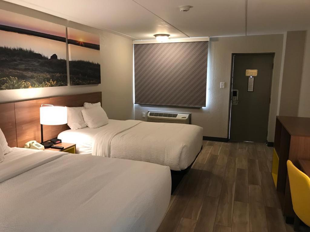 Days Inn By Wyndham Vineland Kültér fotó